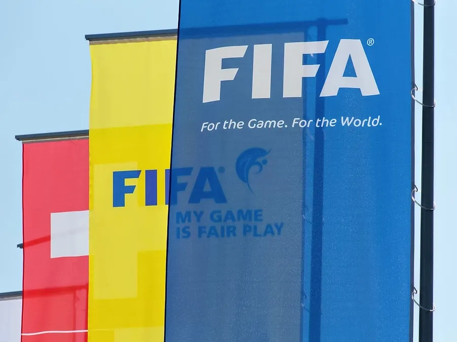 Wenger krytykuje plan FIFA dotyczący prywatnych inwestorów