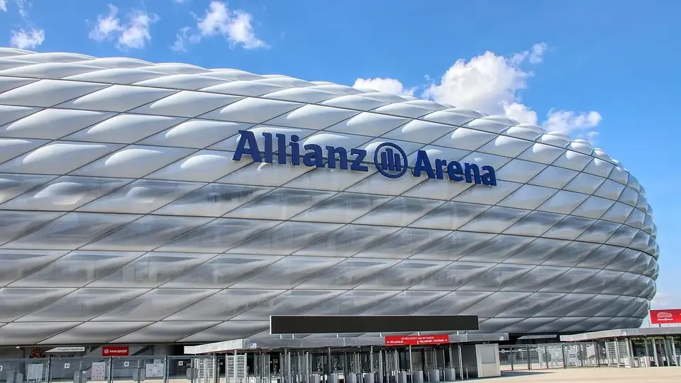 Bayern Monachium obserwuje rozwój Benjamina Sesko w Premier League