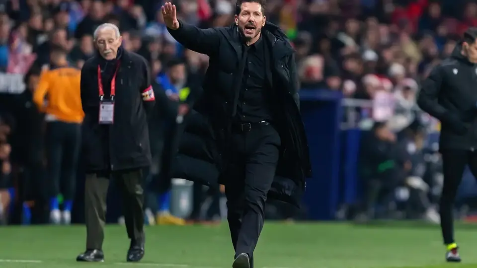 Simeone ucina spekulacje: Julián Álvarez zostaje w Atlético Madryt